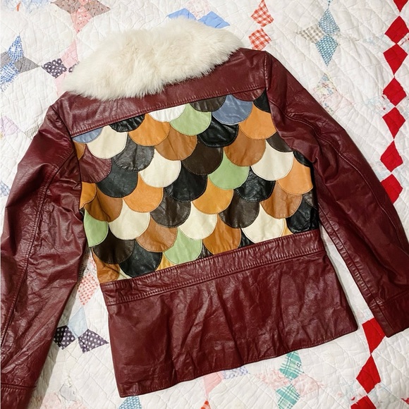 70s vintage patchwork leather jacket with rabbit fur collar - Picture 3 of 5